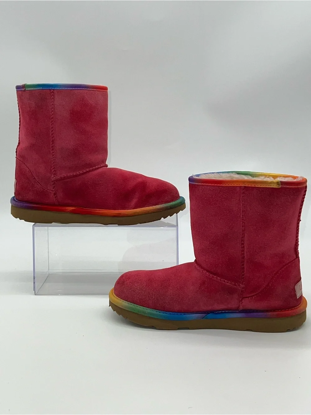 UGG Classic Rainbow‎ Short Fushia Pink Suede Youth Sz 3 in Time for Back School